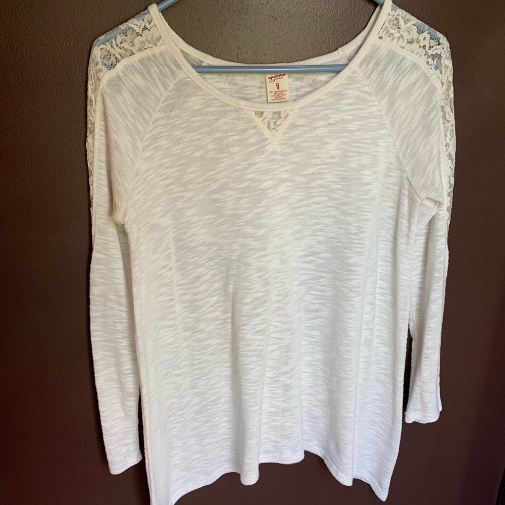Youth girls long sleeve tee with lace details